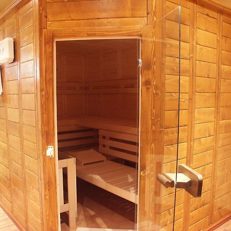 Boutique Hotel Casa Emil Пояна-Брашов Экстерьер фото