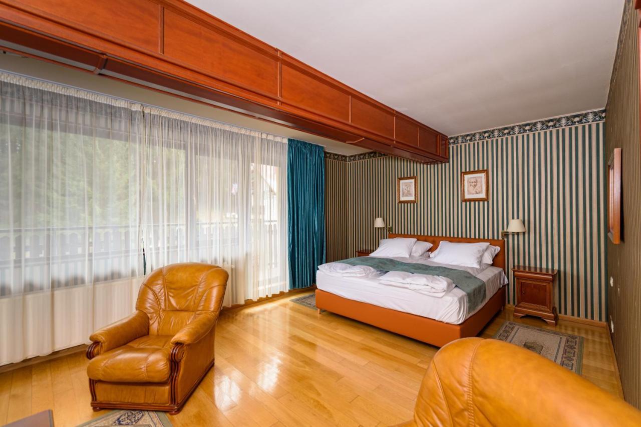Boutique Hotel Casa Emil Пояна-Брашов Экстерьер фото