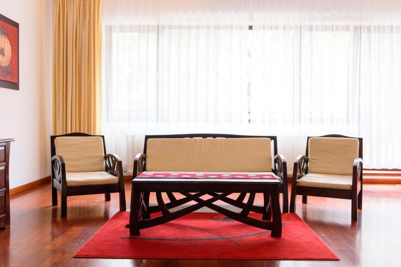 Boutique Hotel Casa Emil Пояна-Брашов Экстерьер фото