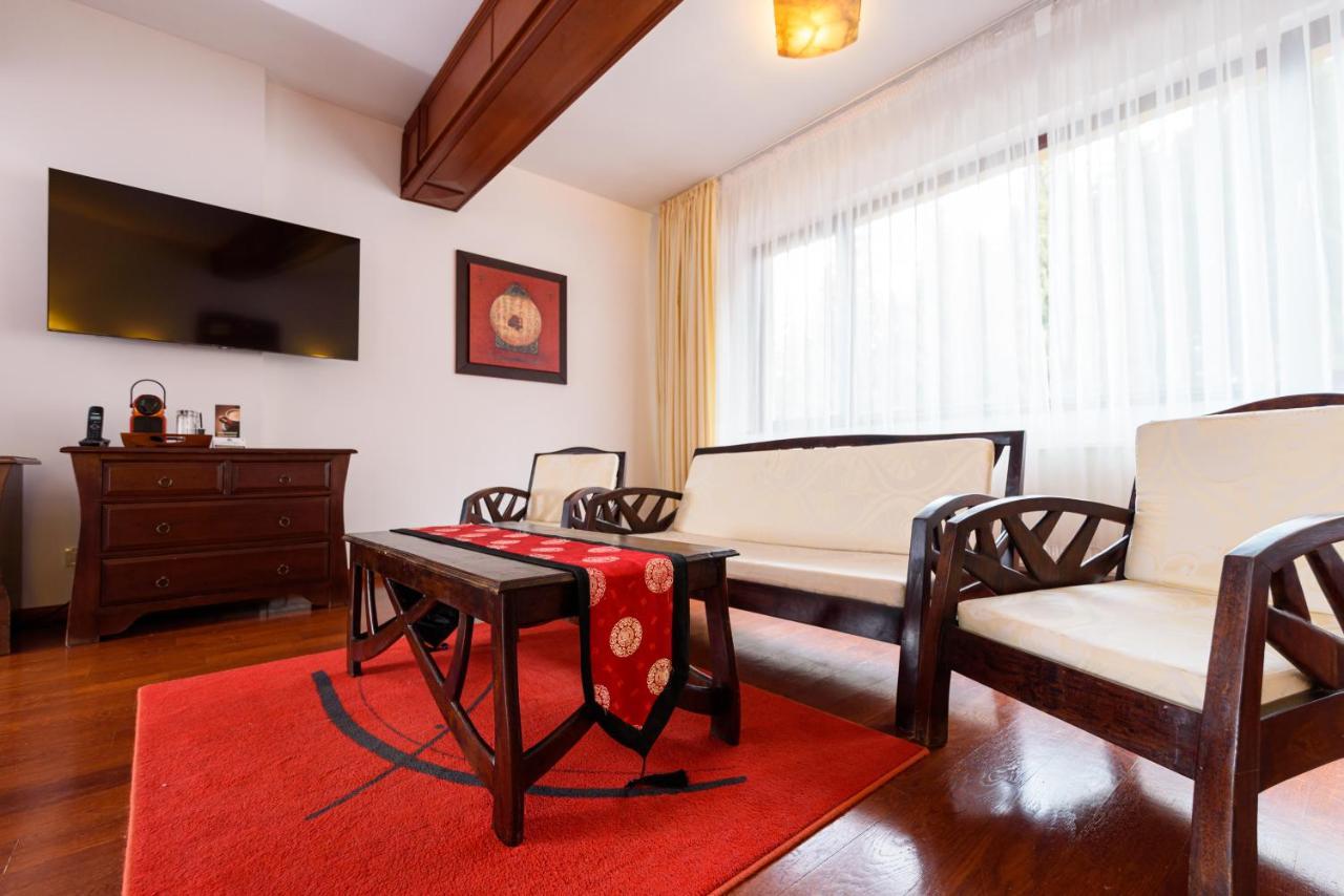 Boutique Hotel Casa Emil Пояна-Брашов Экстерьер фото