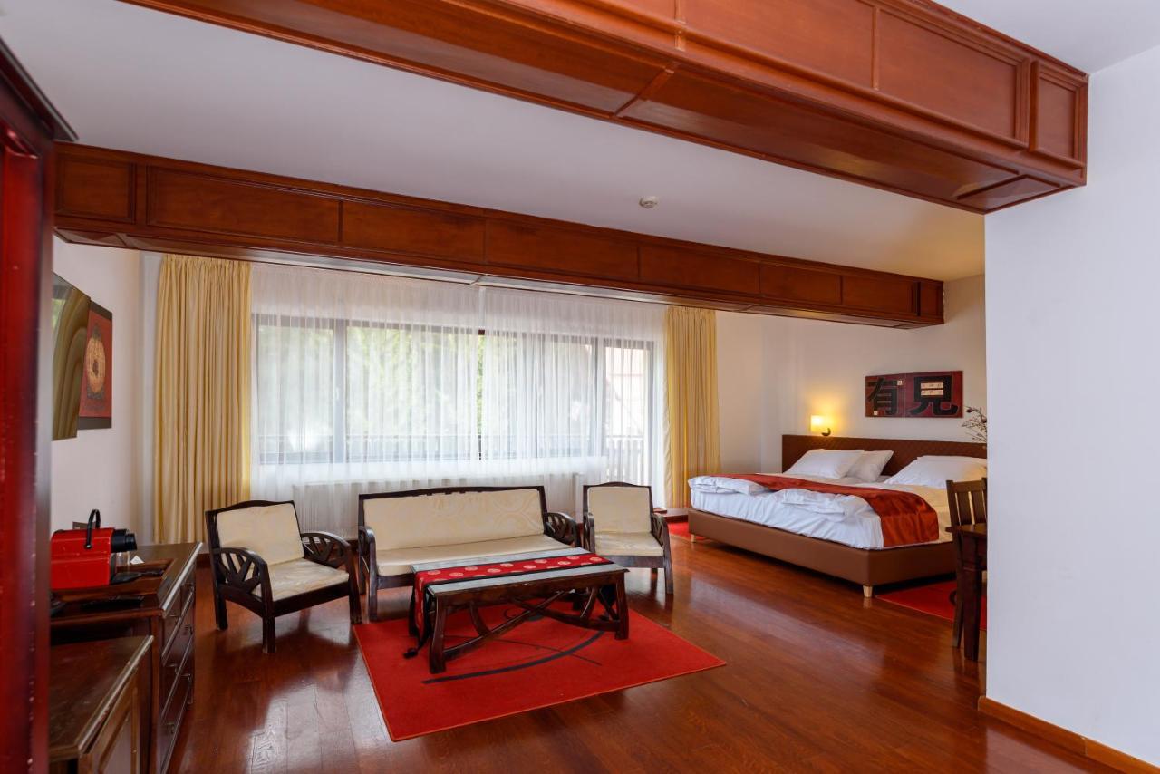 Boutique Hotel Casa Emil Пояна-Брашов Экстерьер фото
