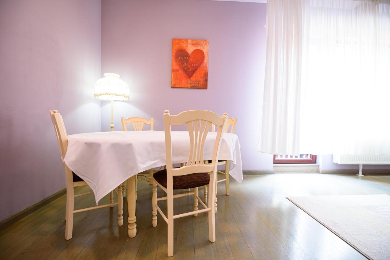 Boutique Hotel Casa Emil Пояна-Брашов Экстерьер фото