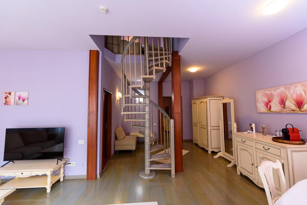 Boutique Hotel Casa Emil Пояна-Брашов Экстерьер фото