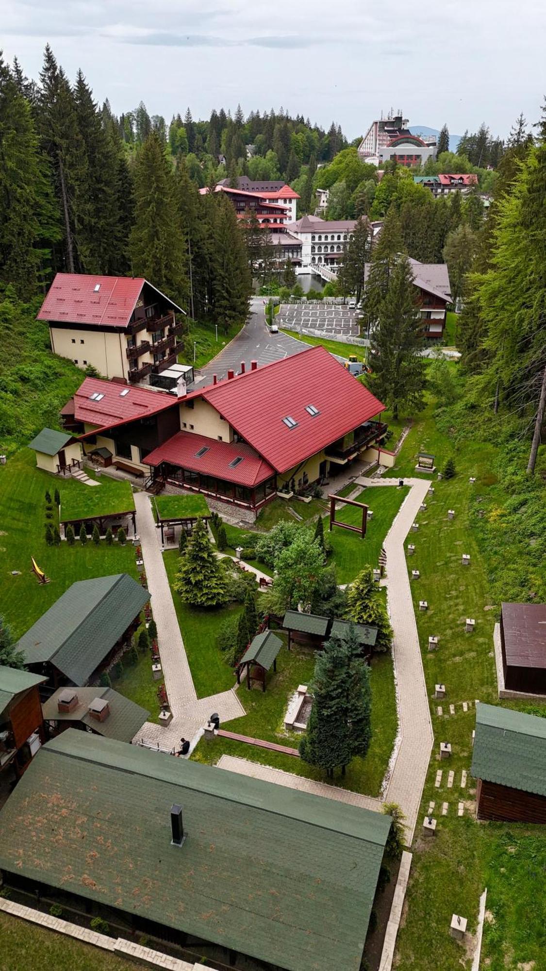Boutique Hotel Casa Emil Пояна-Брашов Экстерьер фото